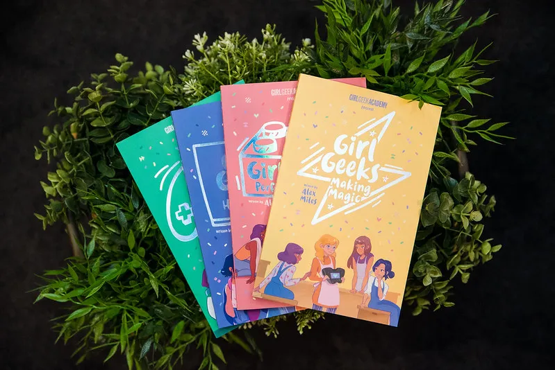 Girl Geeks: Book Series (4 Books)